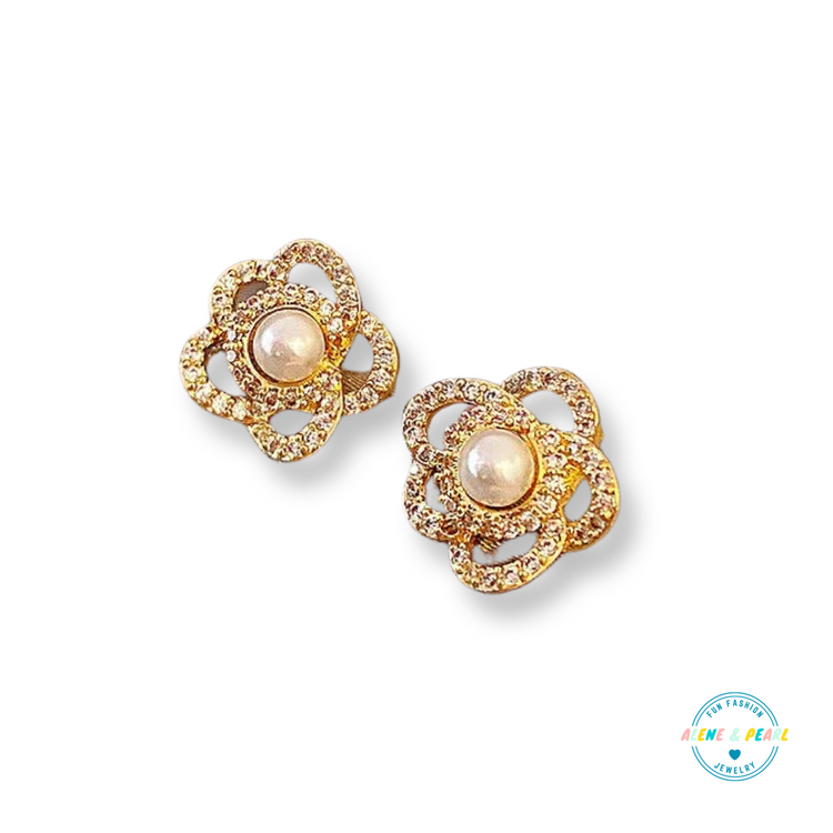 Karmina Stud Earrings